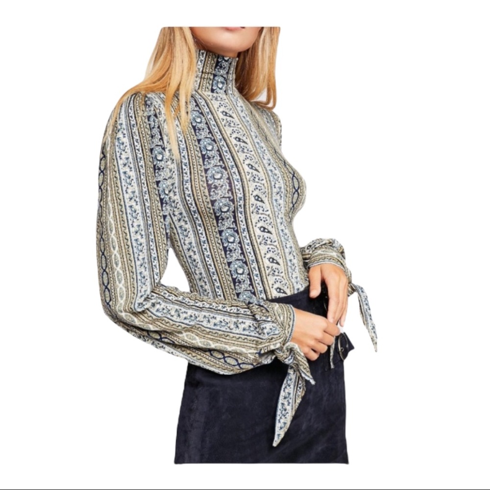 Free People Size Small Donatella Paisley Blouse
